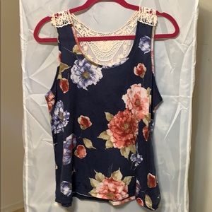 Forever 21 floral top